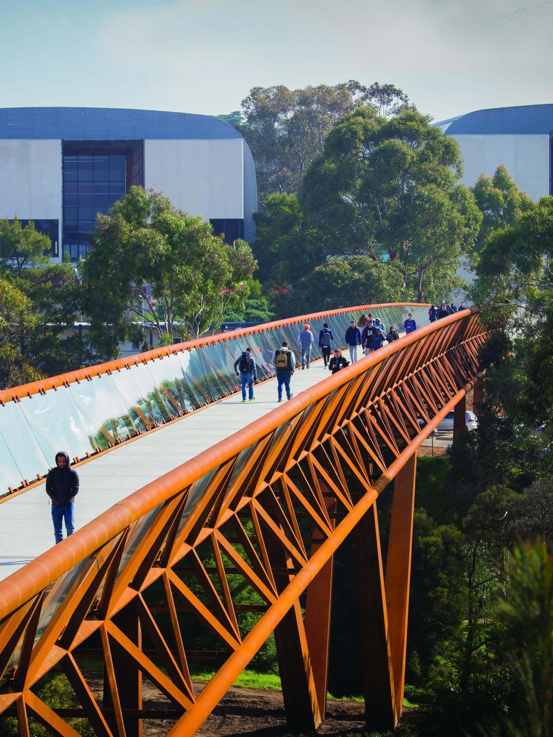 Burwood Link Bridge der Deakin University in Melbourne