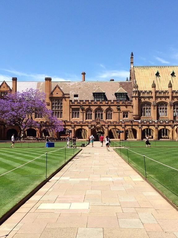 Innenhof Quadrangle der University of Sydney in New South Wales 